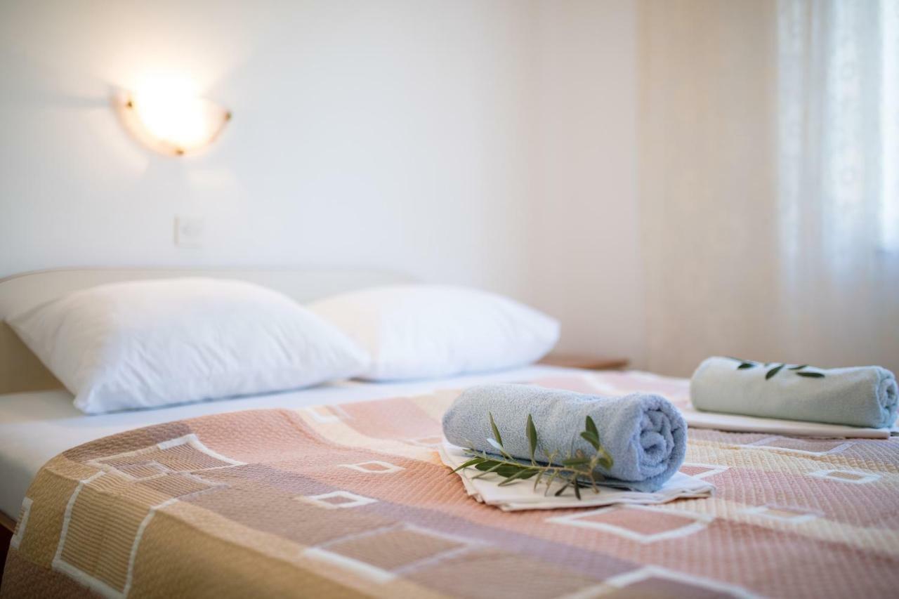 Apartments Dania Lopar Room photo